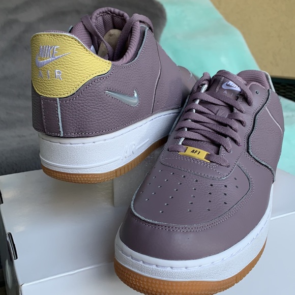 NIKE ID CUSTOM AIR FORCE 1 MENS - Picture 9 of 16
